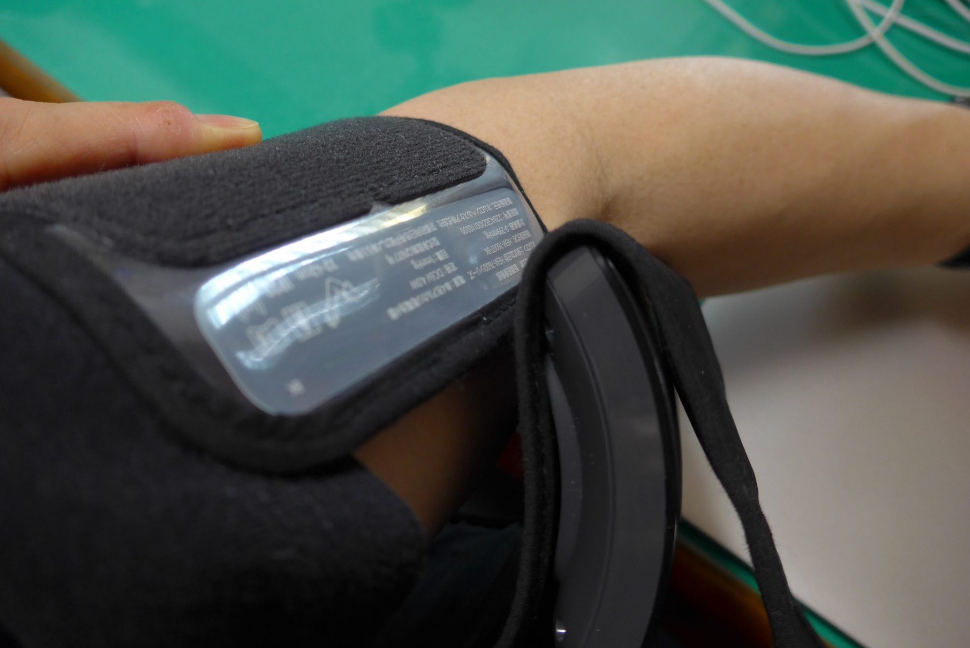 使いやすい『オムロンHEM-7600T』血圧計のレビュー！